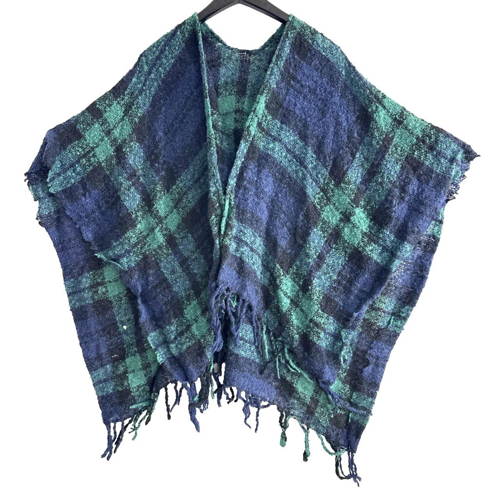 Fringed Shoulder Wrap Shawl Ruana Green Blue Plaid Tartan Acrylic Knit